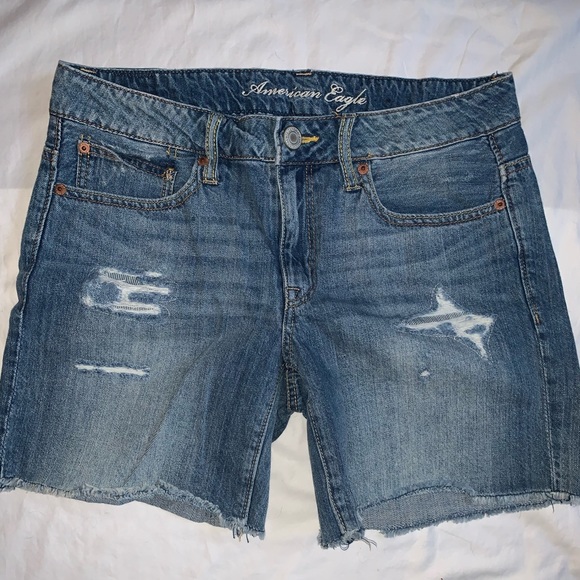 American Eagle Bermuda Shorts - Picture 1 of 1